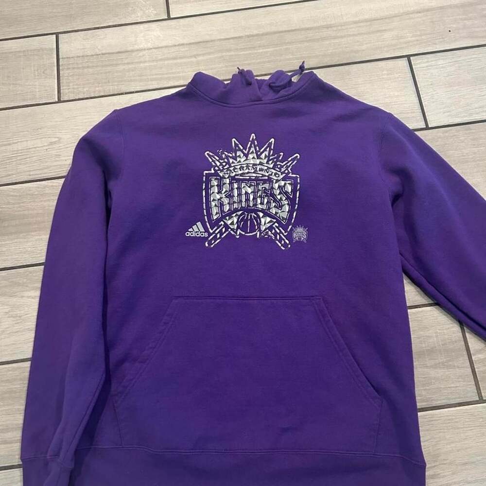 Adidas Sacramento Kings NBA Hoodie Size S Purple Basketball